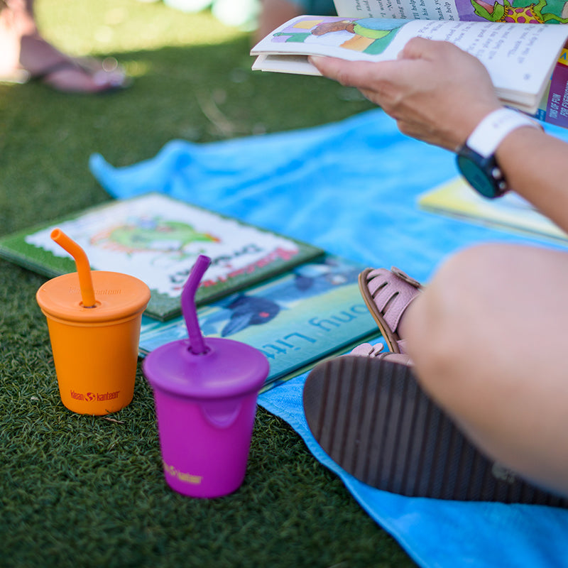 10oz-kid-s-cup-with-straw-lid-b9 10oz_kids_cups_straw_reading_blanket_square.jpg
