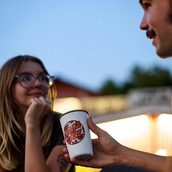 16oz-pint-cup-santa-cruz-c5 16oz_pints_santa_cruz_vacationdot_couple_square.jpg