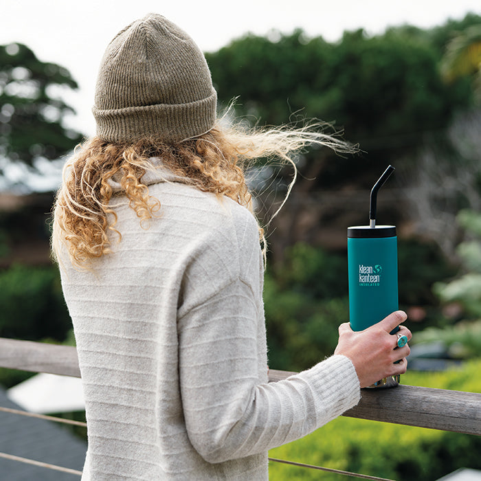 tkwide-straw-cap-h5 K20TKWPCC-EB-20pz-bottle-straw-cap_lifestyle.jpg