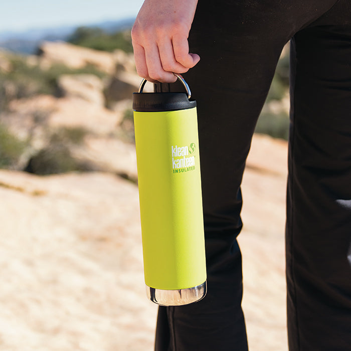 tkwide-cafe-cap-i4 K20TKWPCC-JP-cafecap-loop-hiking_lifestyle.jpg