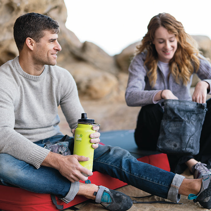 tkwide-chug-cap-a7 K32TKWSSL-JP-chug_cap_bouldering_lifestyle.jpg