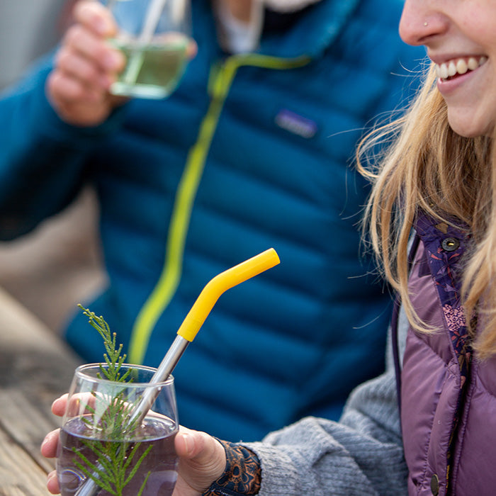 straw-4-pack-j2 recycled_steel_straw_drink_smile_lifestyle.jpg