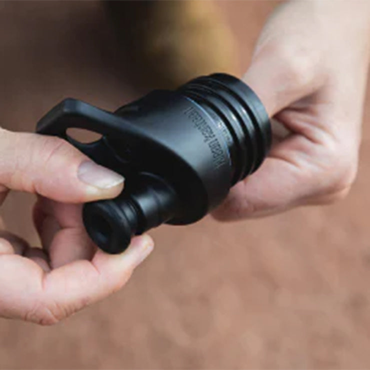 classic-sport-cap-v5 sport_cap_maintenance_kit_pull_valve_out_lifestyle.jpg